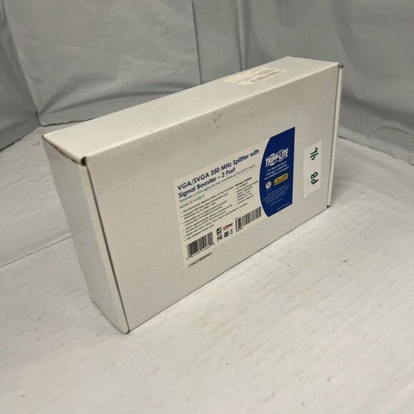 Tripp Lite B114-002-R Black 2-Port Vga Splitter with Signal Booster 350mhz PB46 - Picture 2 of 6